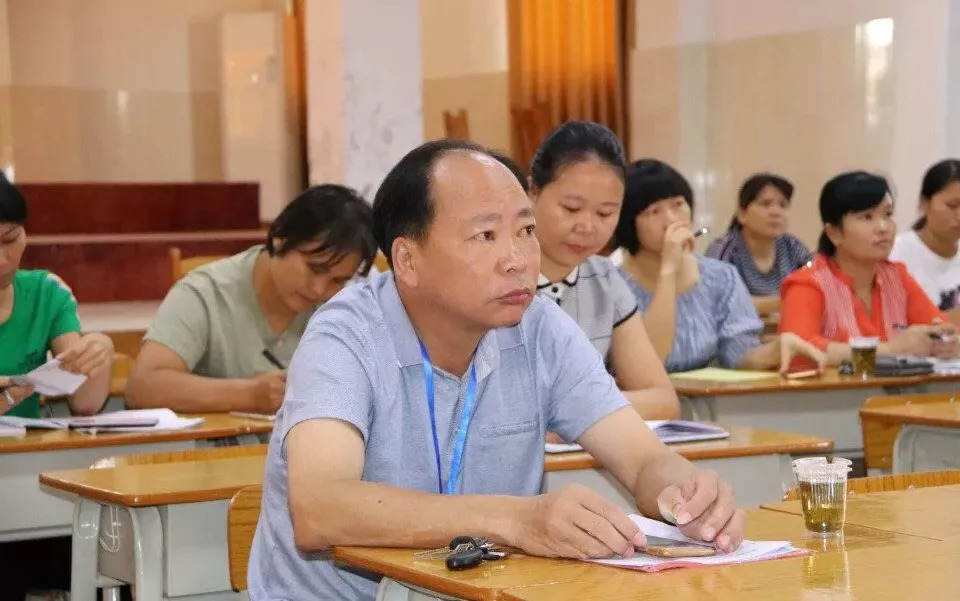 钦南区初中领导团队重塑，引领教育新篇章