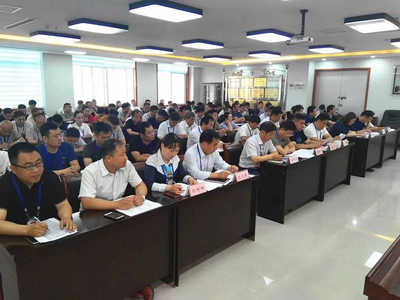 襄城县住房和城乡建设局领导团队最新概况概述