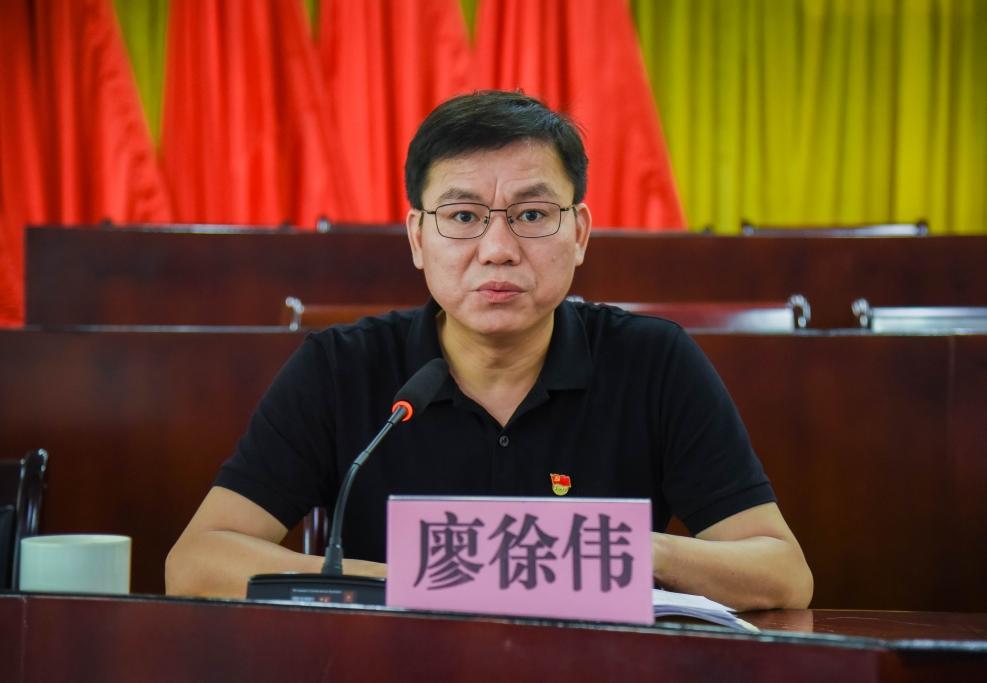 石井街道人事任命揭晓，开启社区发展新篇章
