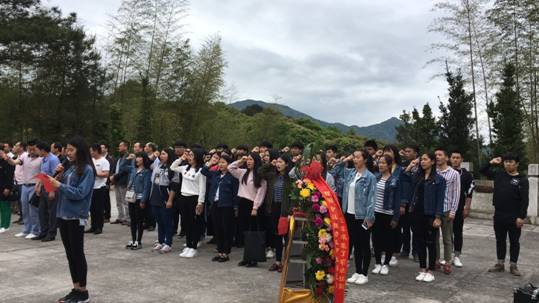 红土嘴村委会最新动态报道