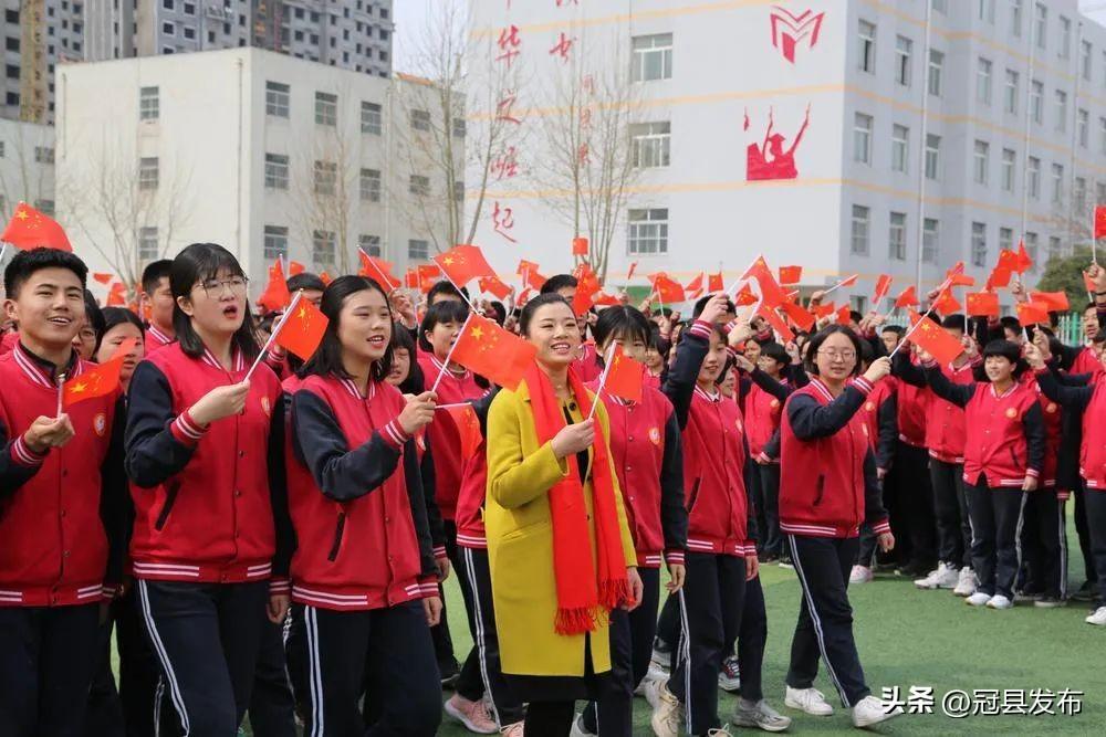 冠县教育局领导团队引领教育革新，塑造未来之光新篇章