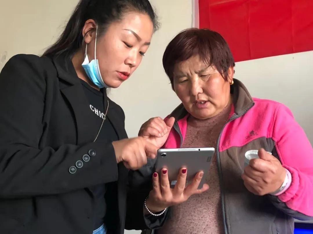 和硕县统计局领导团队引领新时代统计工作新篇章